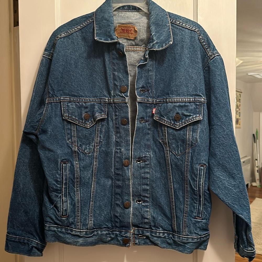 Vintage 1997 Levi’s jean jacket , oversized , grunge , fall coat